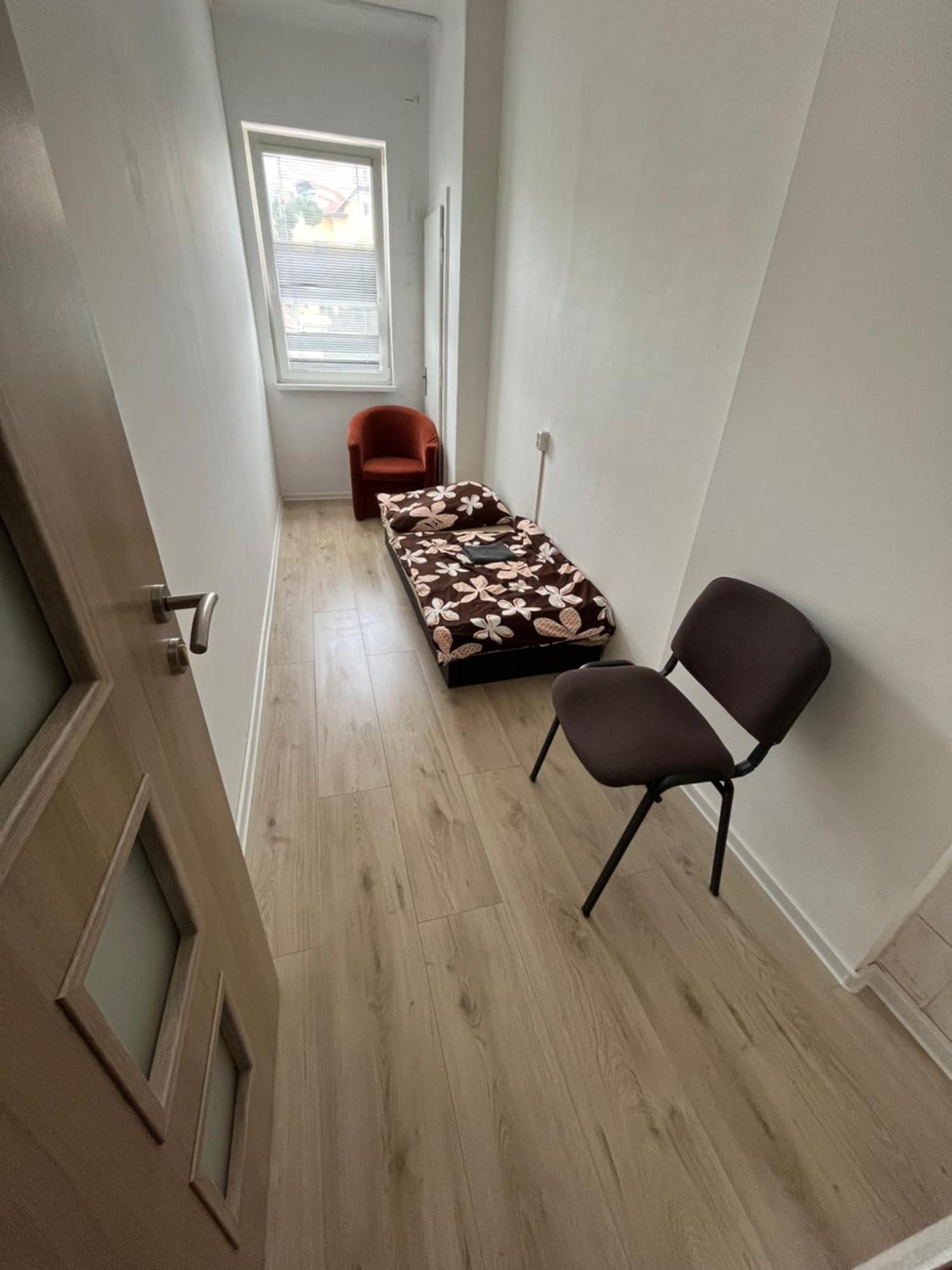 Old Town Single Room El Moly 科希策 外观 照片